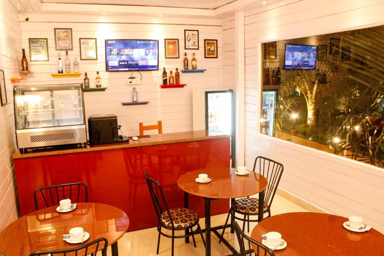 Grand Vatika Resort Arambol Luaran gambar