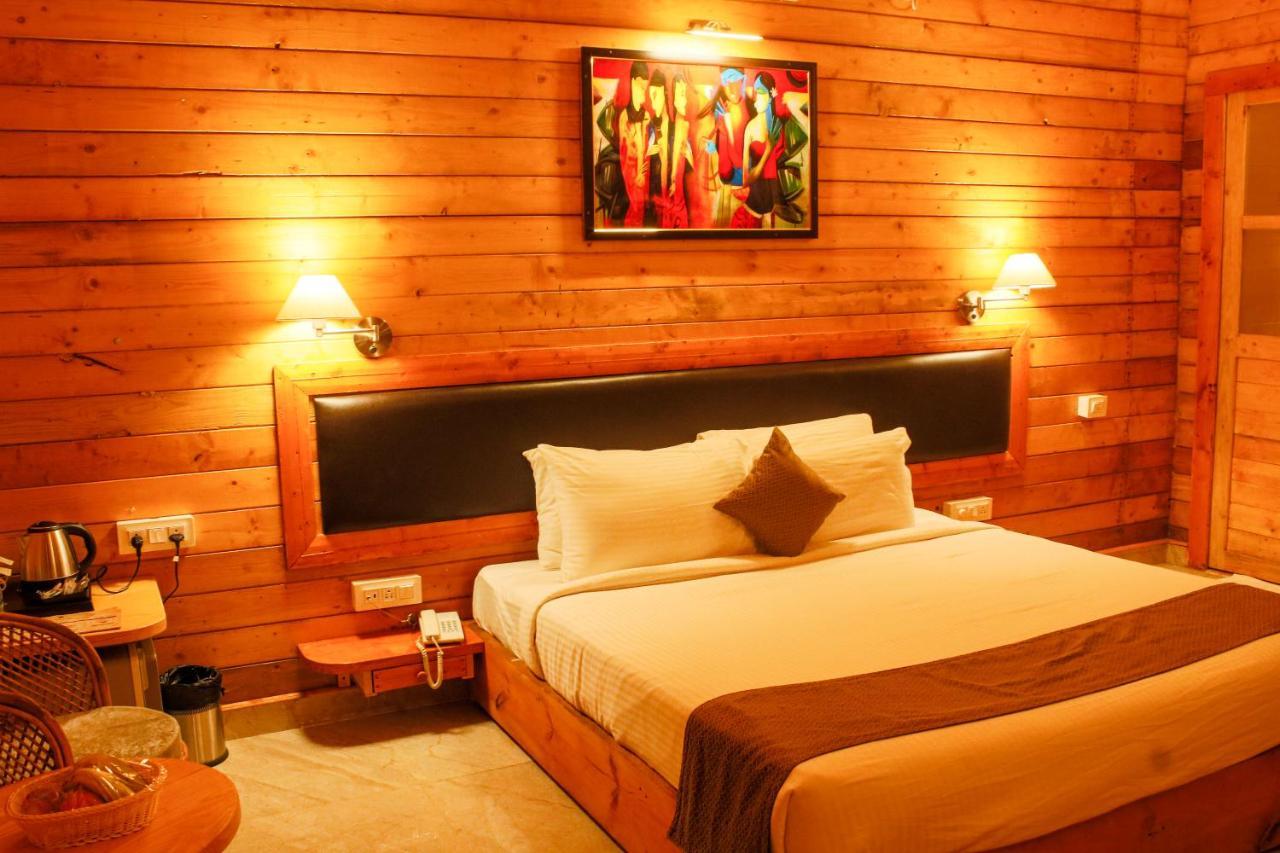 Grand Vatika Resort Arambol Luaran gambar