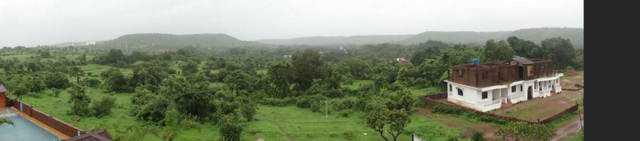 Grand Vatika Resort Arambol Luaran gambar
