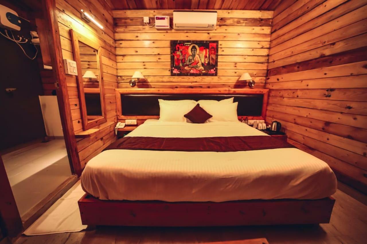 Grand Vatika Resort Arambol Luaran gambar