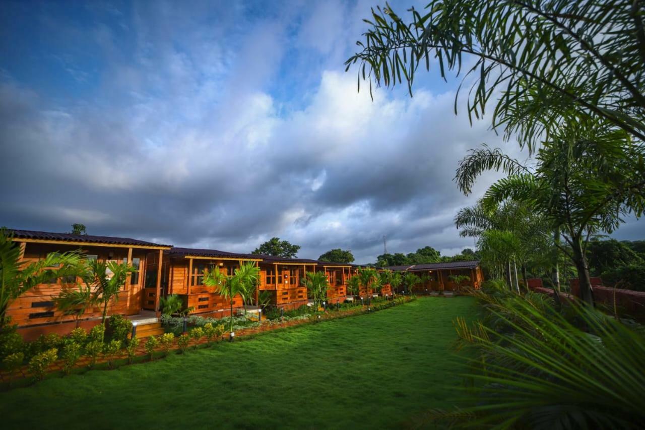 Grand Vatika Resort Arambol Luaran gambar