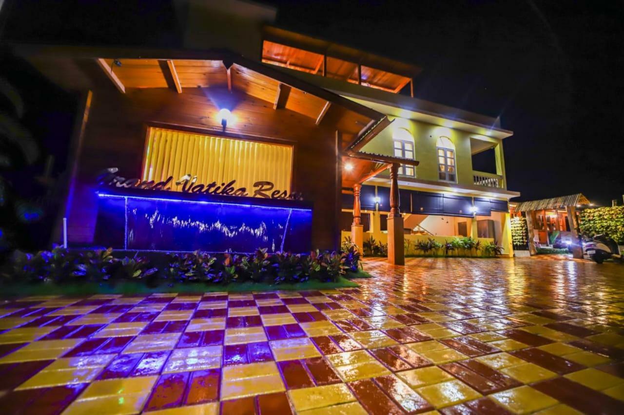 Grand Vatika Resort Arambol Luaran gambar